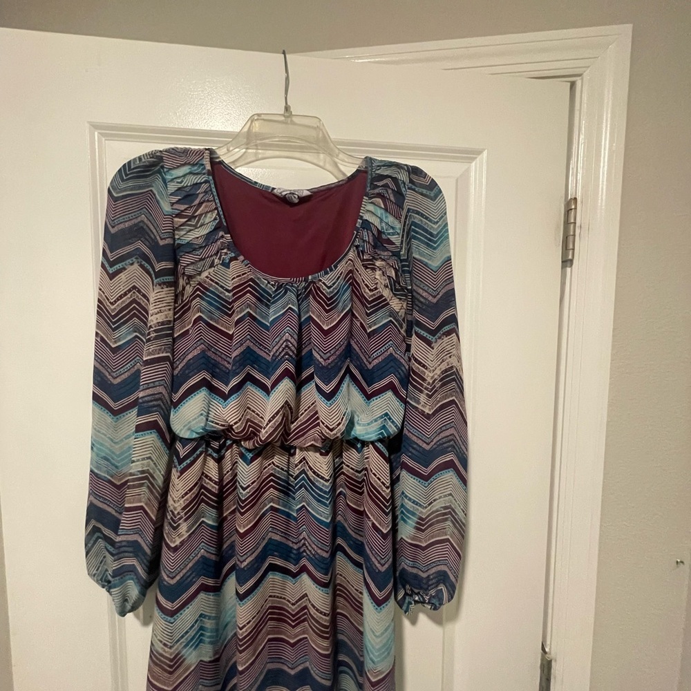 Chevron Patterned Dress with Long Sleeves
